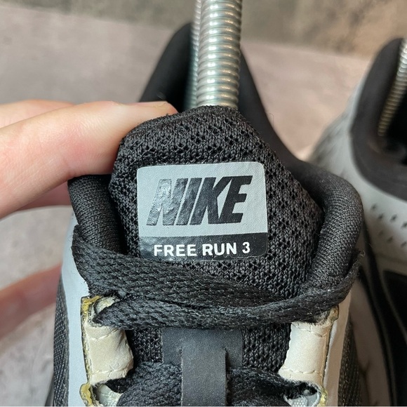 Nike Free Run 3 Running Shoes Womens sz 8 - black/grey - Picture 6 of 7